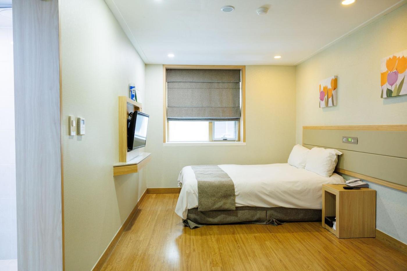 Jeju Robero Hotel Exterior photo