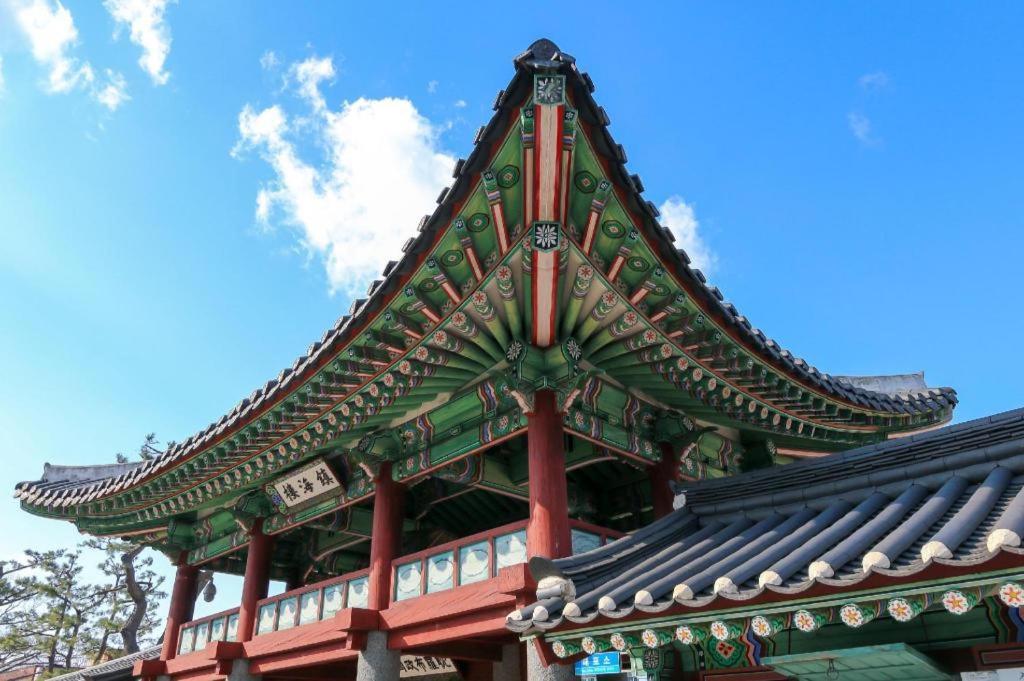 Jeju Robero Hotel Exterior photo